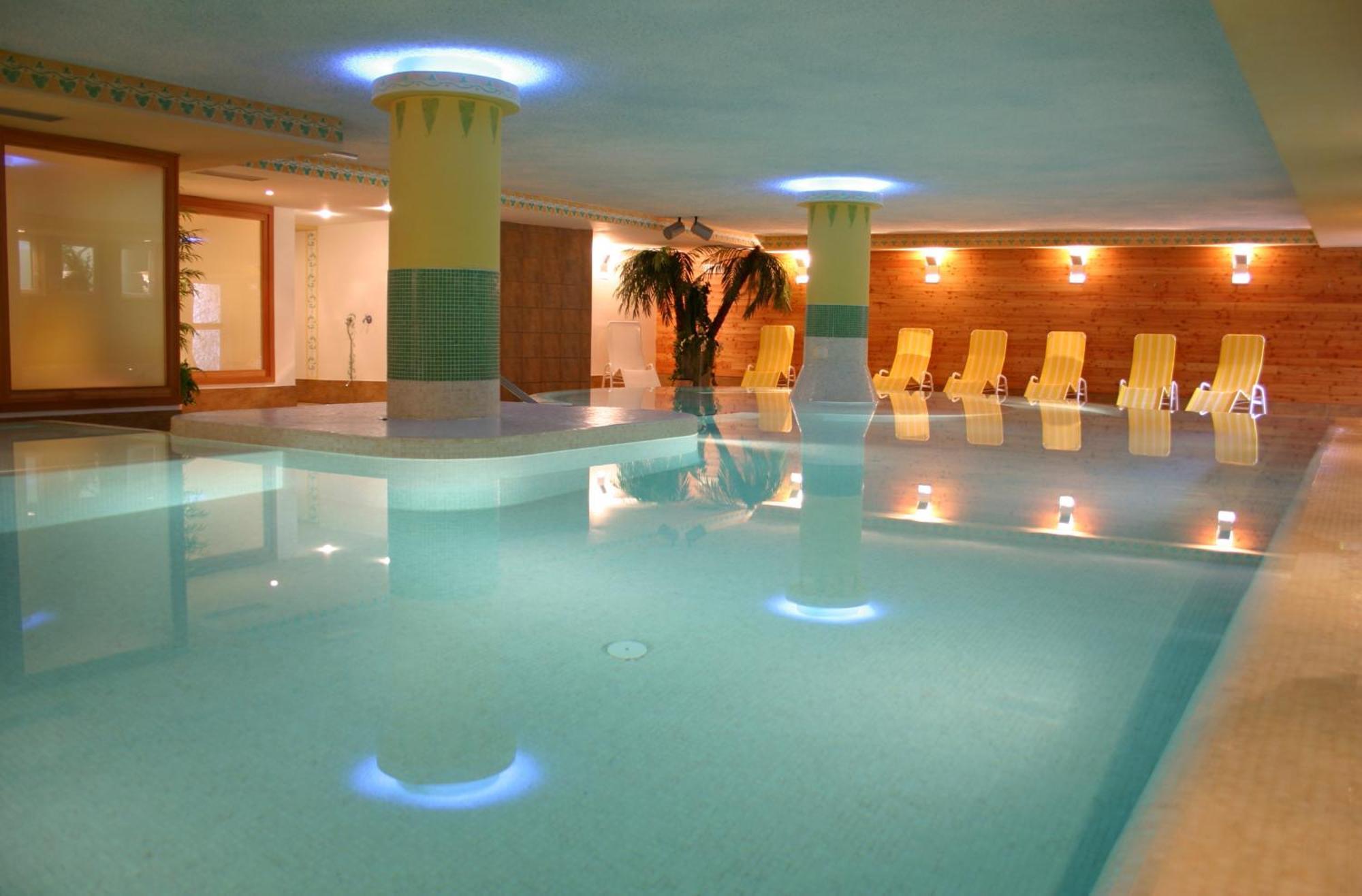 Residence Kristall- Fiemme Holidays Predazzo Esterno foto
