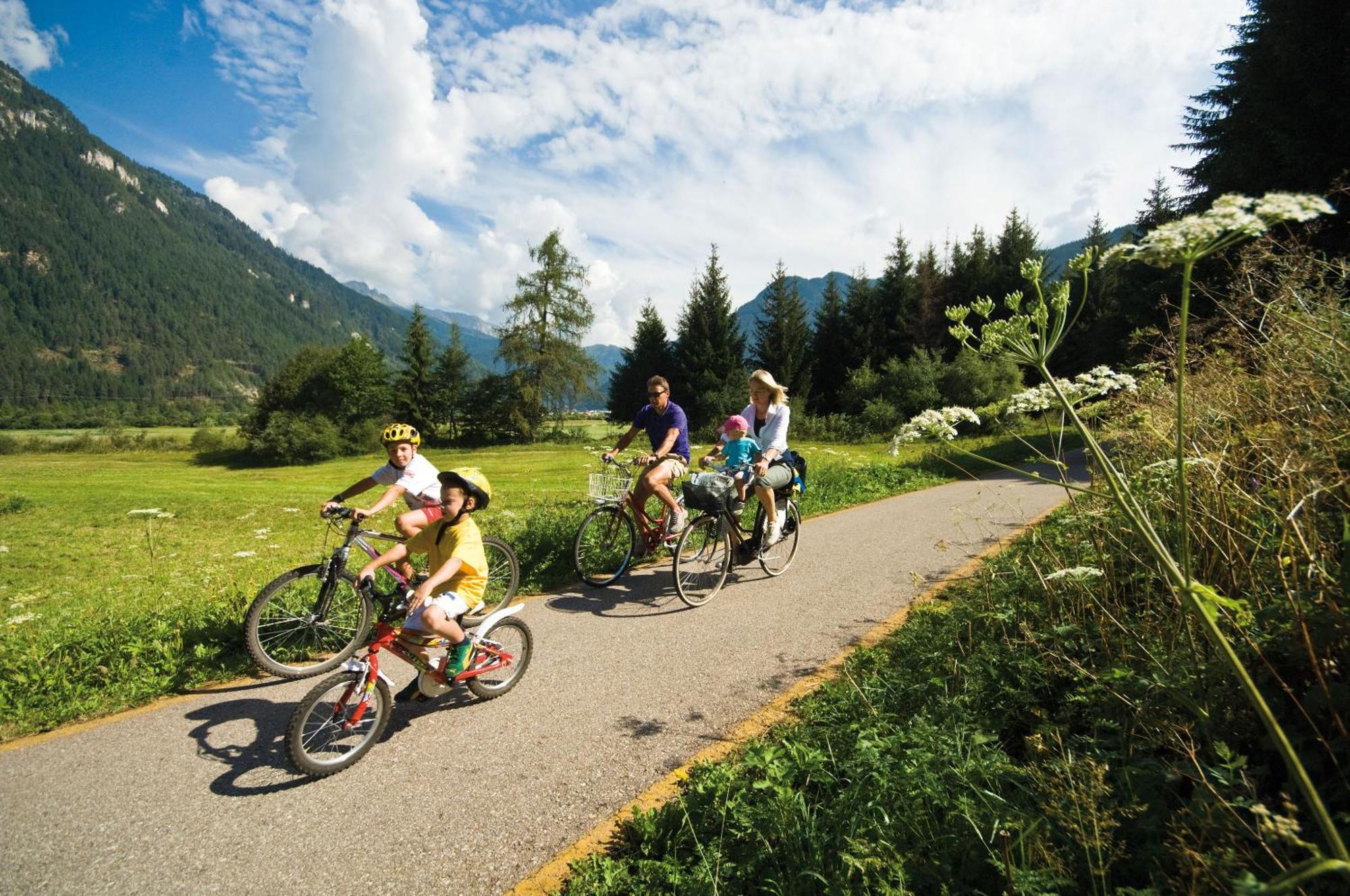 Residence Kristall- Fiemme Holidays Predazzo Esterno foto