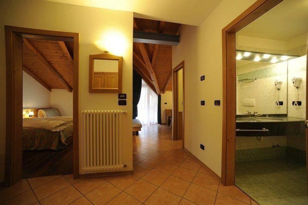 Residence Kristall- Fiemme Holidays Predazzo Esterno foto