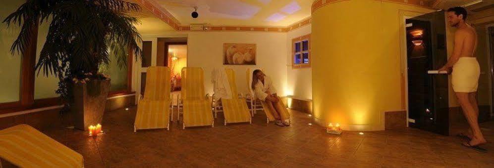 Residence Kristall- Fiemme Holidays Predazzo Esterno foto
